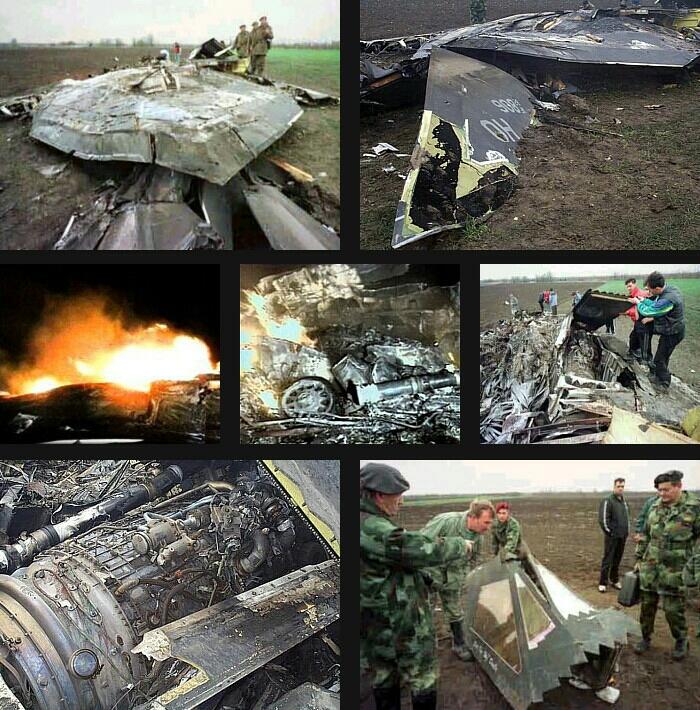 Dunia
Dua Pesawat Tempur Tabrakan di Udara