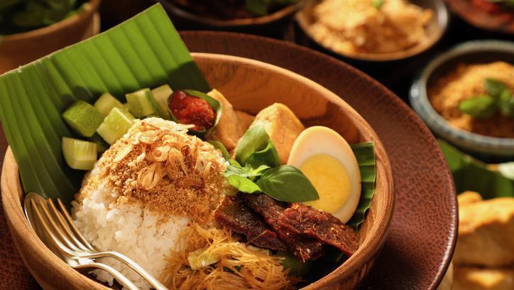Wenak Puoll! Ini Dia 7 Sajian Nasi Khas Nusantara! Mana Favoritmu? 