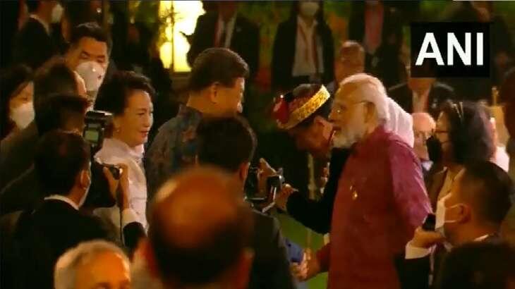 China-India Tegang, Xi Jinping dan Narendra Jabat Tangan di Gala Dinner G20 