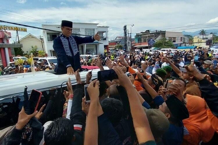 Disambut Warga di Tasikmalaya, Anies: Saya Memandangnya sebagai Amanat...