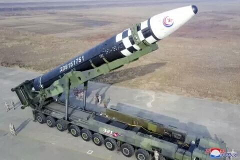Fakta-fakta Rudal Monster Terbaru Korea Utara Hwasong-17