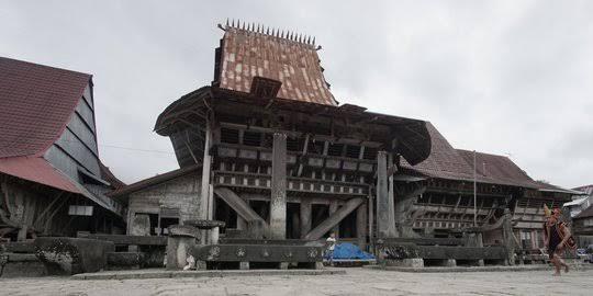 Hampir Terlupakan, Berikut 5 Rumah Adat Indonesia yang Dirancang Anti Gempa Bumi