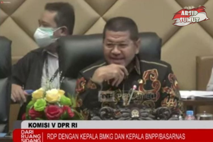 Aksiny Tertawakan Kepala BMKG saat Gempa Disorot, Roberth Rouw Akui Anggota DPR Bodoh