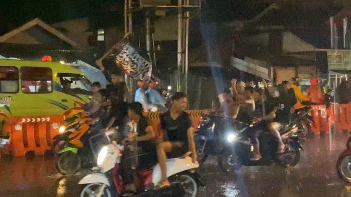 Argentina Takluk, Fans Arab Saudi Rayakan Kemenangan di Jalanan Kota Ambon Meski