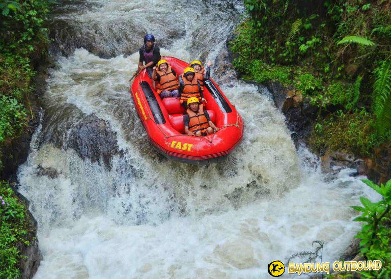 Permainan Outbound Paling Trend