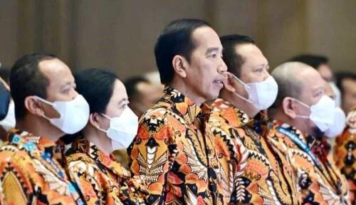 Ribut Beradu Tinju, HIPMI Dinilai Telah Mempermalukan Jokowi 

