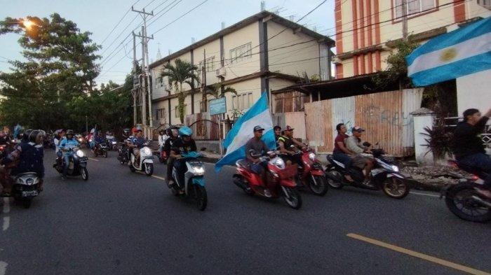 Warga Ambon Pawai Rayakan Kemenangan Argentina atas Meksico 2-0