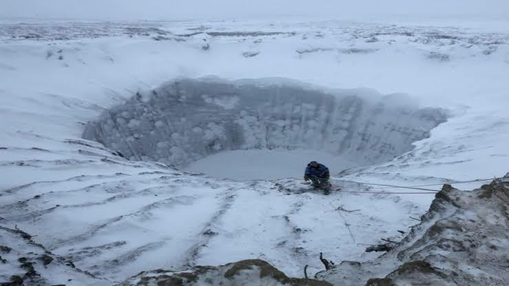 Gawat! Ilmuwan Temukan 'Virus Zombie' Berusia 48.500 Tahun Yang Membeku Di Dalam Es!