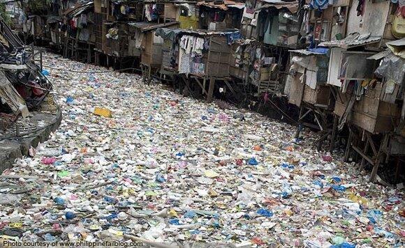 3 Potret Penuh Sampah yang harus Diatasi