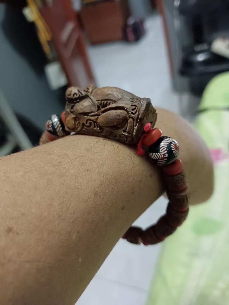 Gelang Panglima Naga