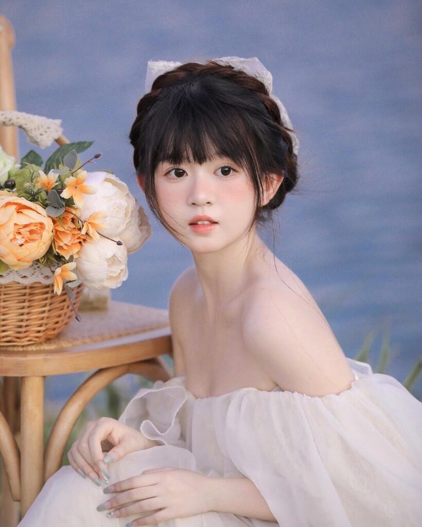 Bella, Gadis Cantik Yang Terluka