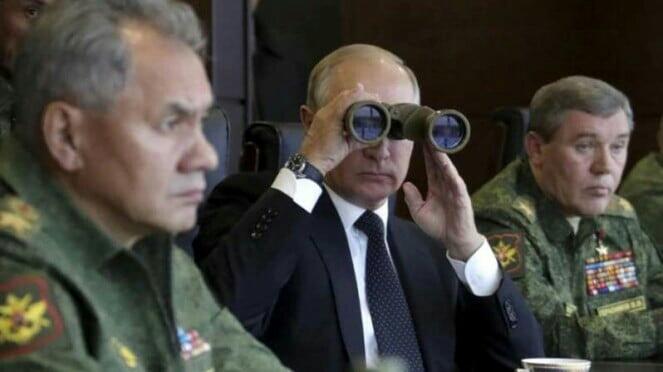 Pasukan Mundur, Ganti Rudal & Hacker Rusia Hancurkan Ukraina
