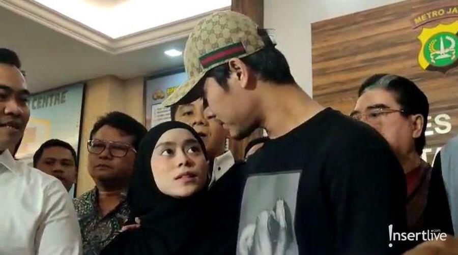 Resmi Damai, 7 Potret Rizky Billar Rangkul Mesra Lesti Kejora Tuai Cibiran