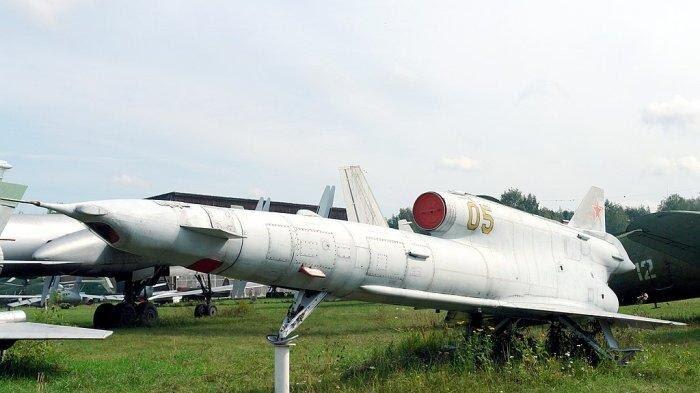 Profil dan Spesifikasi Drone Tu-141 Era Soviet yang Digunakan Ukraina Serang Rusia
