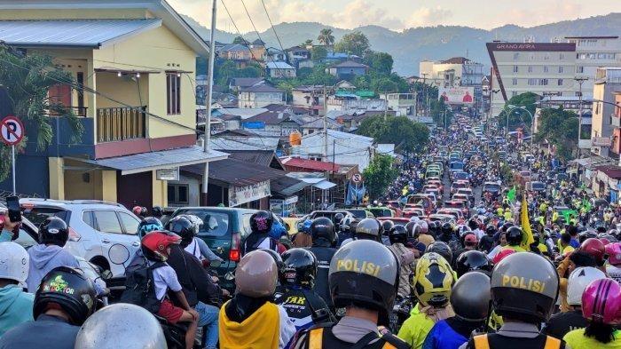 Tak Terbendung, Pawai Kemenangan Fans Brasil Bikin Batu Merah Ambon Macet Parah