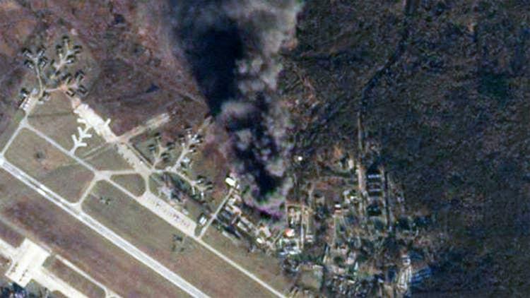 Terjadi Lagi, Pangkalan Udara Khalino Milik Rusia Terbakar Akibat Serangan Drone