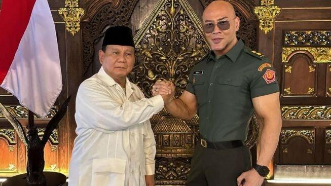 Deddy Corbuzier Terima Pangkat Letnan Kolonel Tituler TNI AD..