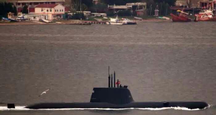 Unit Perdana Kapal Selam Reis Class (Type 214) TCG Piri Reis Mulai Jalani Sea Trial