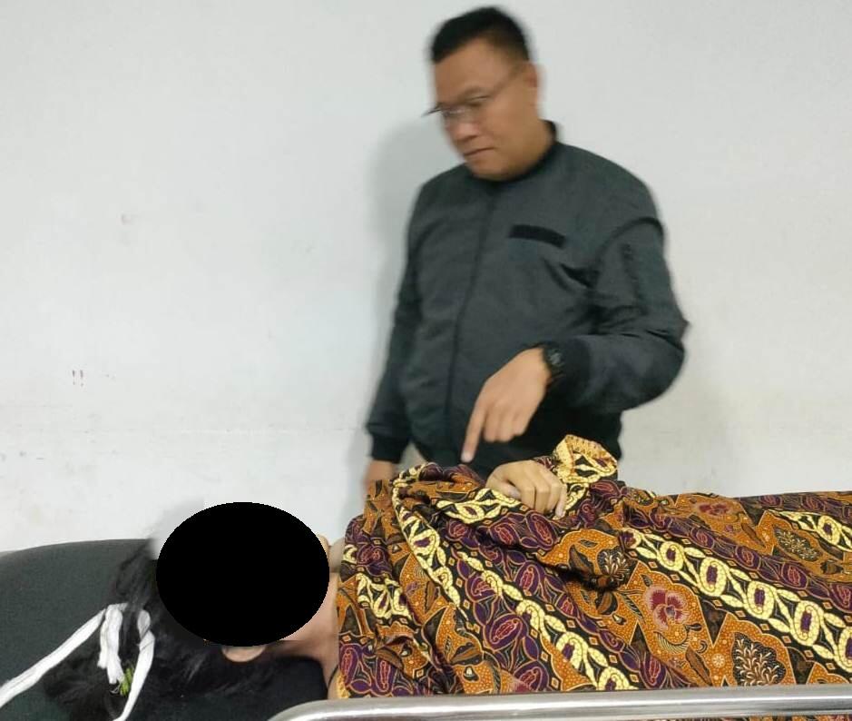 Tidak Ikhlas Pacaran Kandas, Siswi SMA Cantik Nekat Gantung Diri di Kamarnya