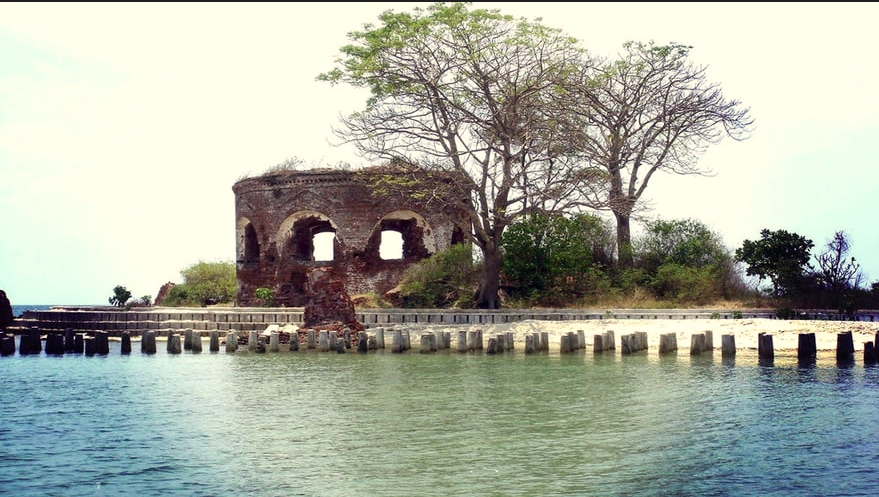 Pulau Onrust. Destinasi Wisata yang Sarat Sejarah