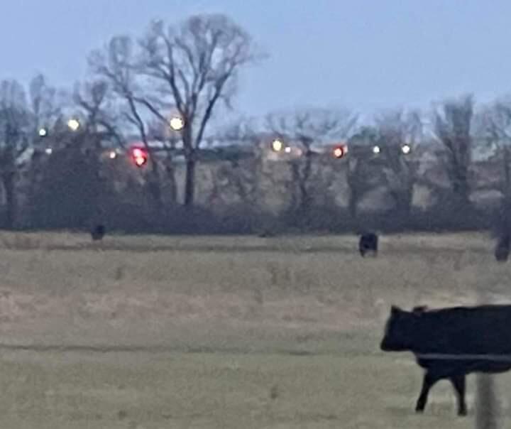 B-2 Spirit Terbakar Saat Melakukan Pendaratan Darurat, Pilot Selamat