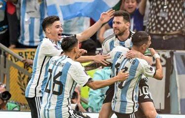 Argentina Tampil Perkasa Masuk Final, Mencukur Kroasia Tanpa Balas 3-0!