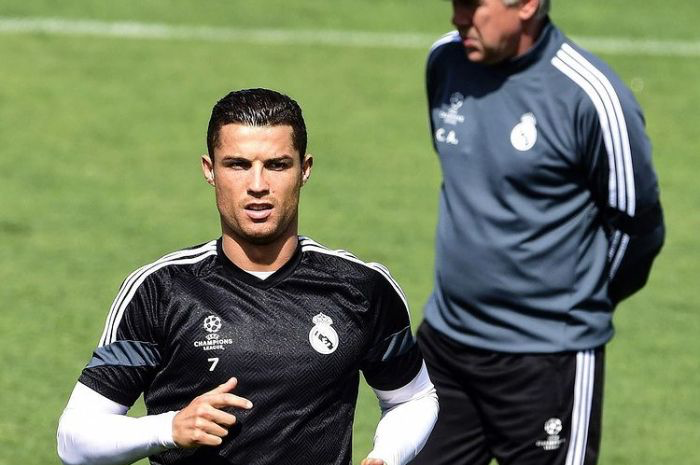 Cristiano Ronaldo Berlatih di Fasilitas Real Madrid, Fans: Akankah Ronaldo Kembali?