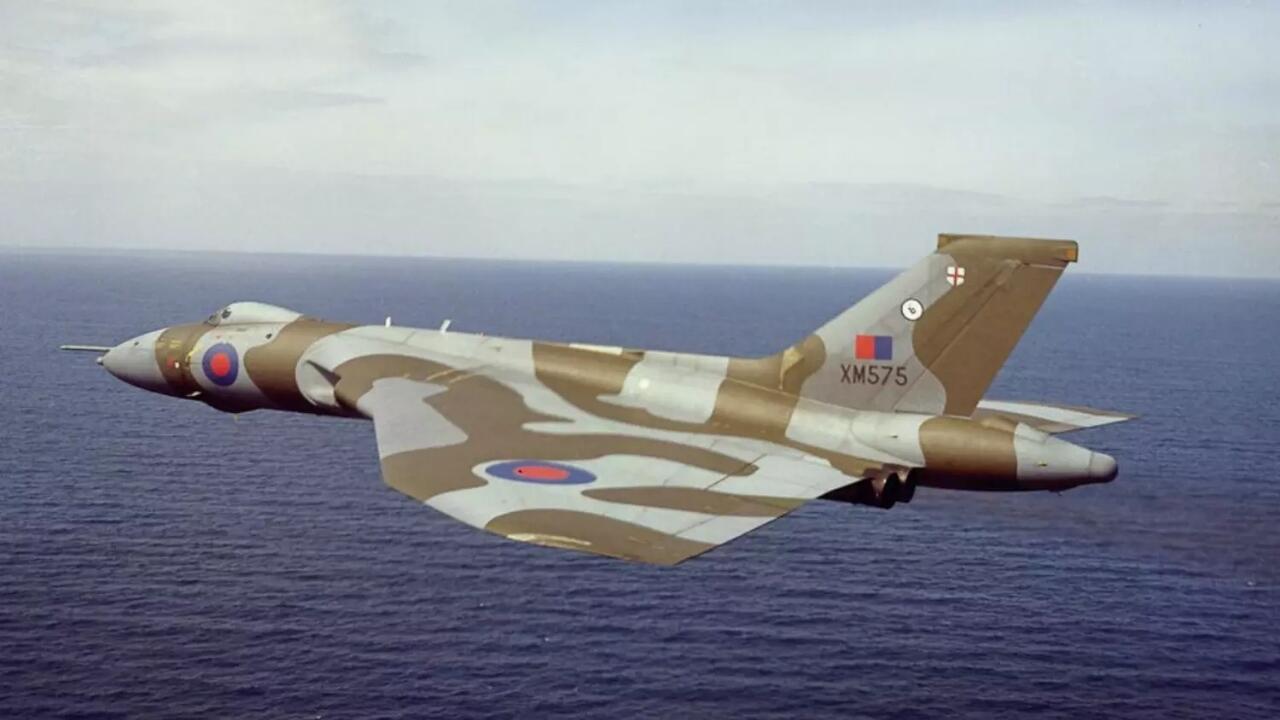 Avro Vulcan - Pesawat Bomber Kebanggaan Angkatan Udara Inggris saat Perang Dingin