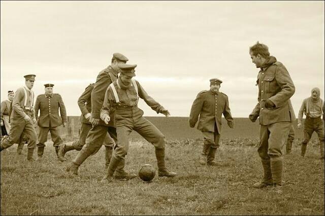 Christmas Truce 1914 : Natal Menghentikan Perang