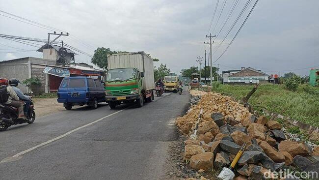 Waspada Lur! Jalur Gubug-Salatiga Ambles di 3 Titik