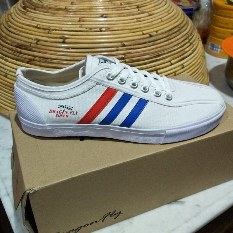 20 Rekomendasi Merk Sepatu Pria Murah dan Berkualitas