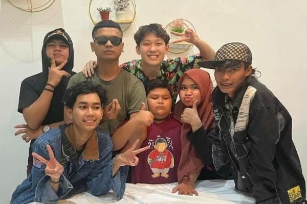 Siapa Itu Fajar Sadboy? Yang Kaya Gini Kok Bisa Viral?