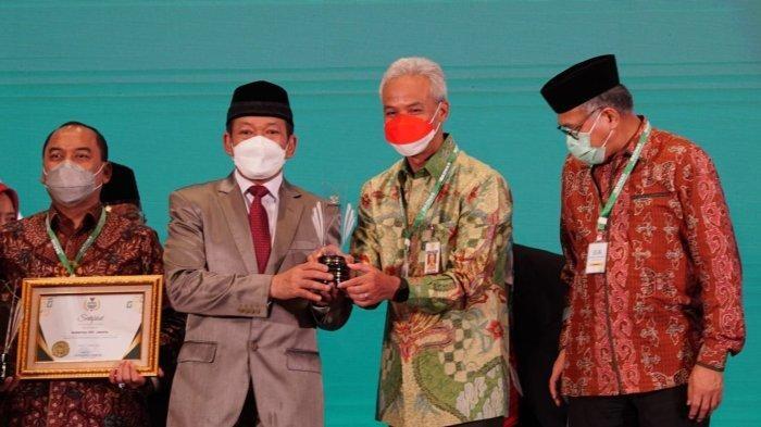 Pimpin Jawa Tengah Dua Periode, Gubernur Ganjar Pranowo Raih Banyak Penghargaan