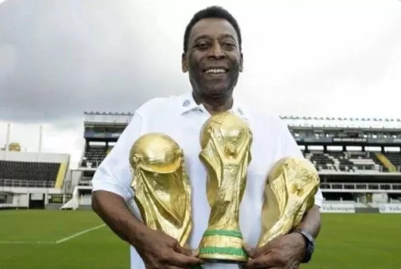 Kisah Hidup dan Perjalanan Karir Pele, Legenda Brasil yang Punya Tiga Piala Dunia