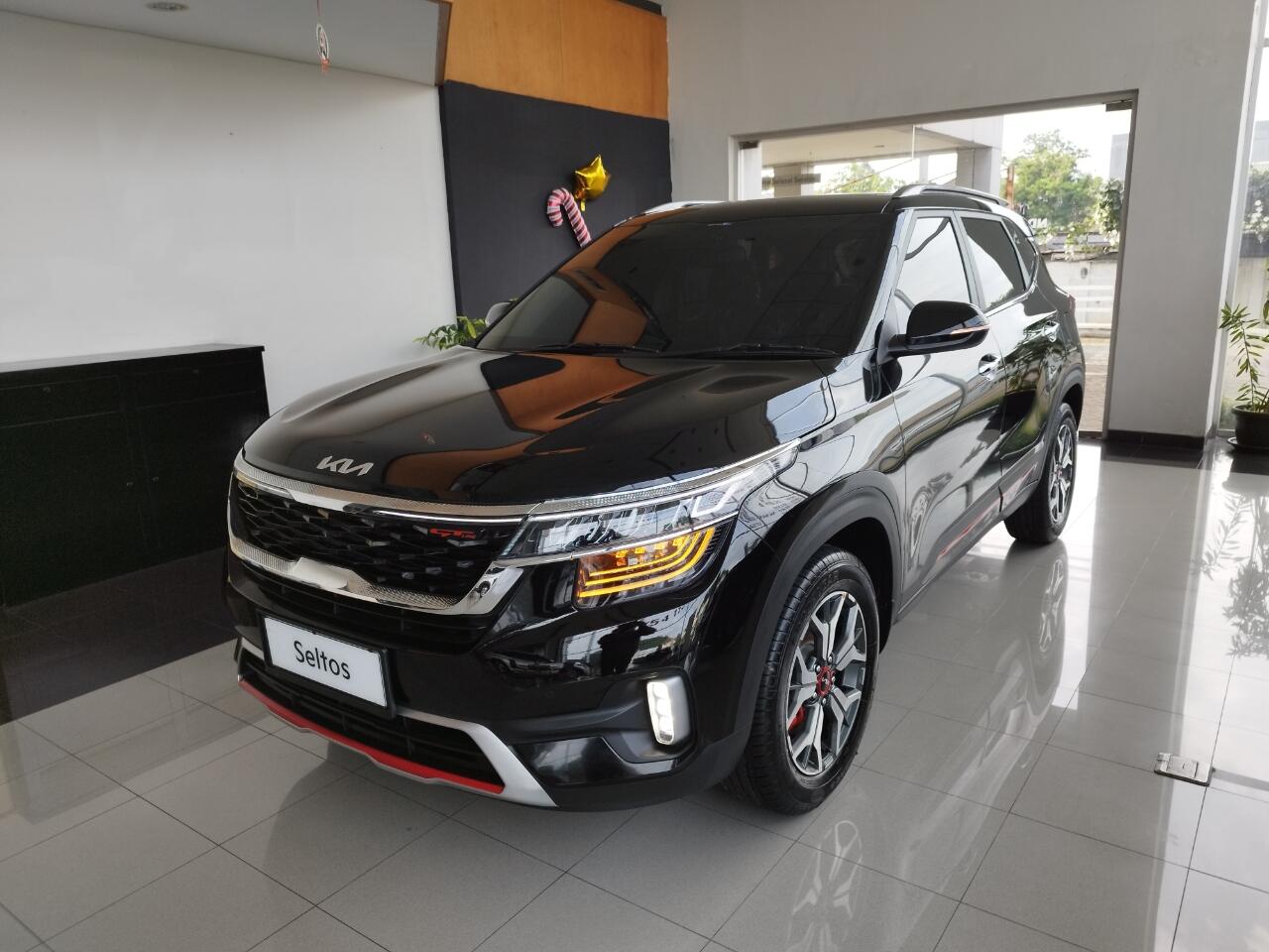 Kia Seltos GTLine Dan Kia Seltos Exp, Apa Sih Perbedaannya??