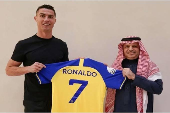 Ronaldo Resmi Bermain Di Liga Arab! Apakah Akan Jadi Muallaf?