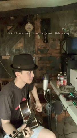 Dimas Senopati, Dikira Bukan Orang Indonesia! Suaranya Pas Untuk Lagu Rock