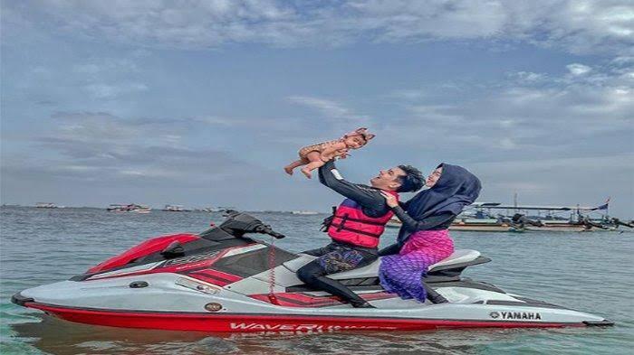 Ajak Anak Usia 5 Bulan Main Jetski dan ATV, Ria Ricis Panen Kritikan dari Warganet