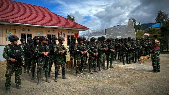 OPM Rusak Taman Main Dibangun Pasukan Tengkorak TNI, Malah Dihajar Warga Sani,Papua! 