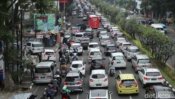 Ridwan Kamil, Dengarkan Betapa Jengkelnya Warga soal Transportasi Publik Bandung

