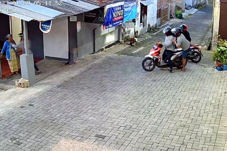 Nenek Berusia 104 Tahun di Malang Jadi Korban Jambret, Pelaku 4 Orang