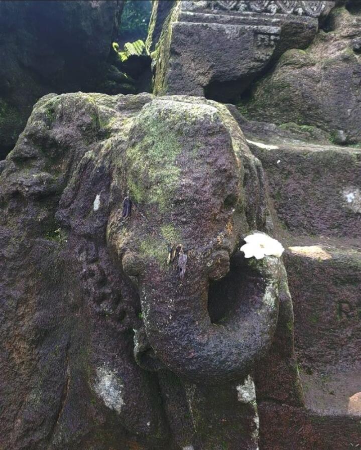 Pendakian Gunung Gajah Mungkur Dan Beberapa Peninggalan Bersejarah Didalamnya