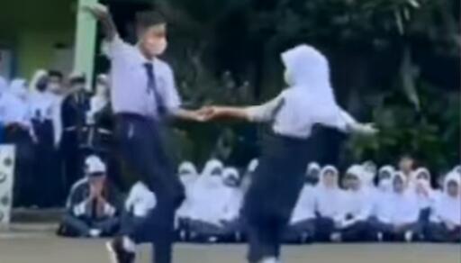 Miris, 2 Pelajar SMPN 1 Ciawi Dituduh Generasi Rusak karena Jago Dansa, Pantaskah?