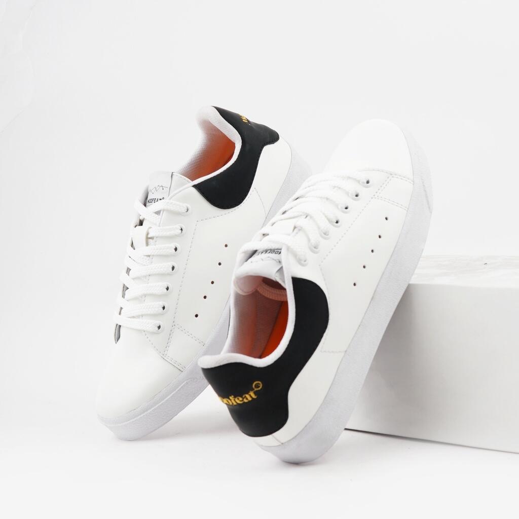 Rekomendasi Sneakers Putih Brand Lokal, Tampil Makin Kece Gan!