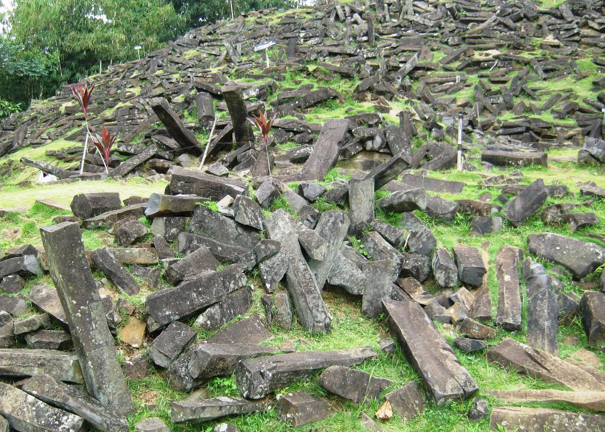 Intip Indahnya 'Piramida' di Indonesia