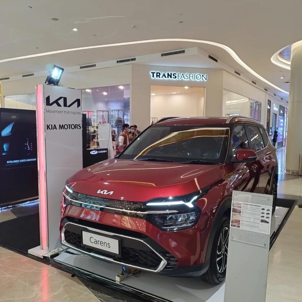 Variant Warna Unggulan Pada Mobil Kia Carens 2023