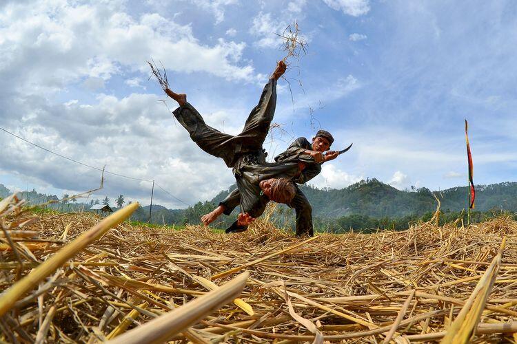 10 Seni Bela Diri Asli Indonesia! Kita Harus Bangga!