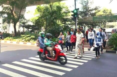 Nyebrang Di Zebra Cross Masih Juga Ketabrak, Mungkin Inilah Penyebabnya!