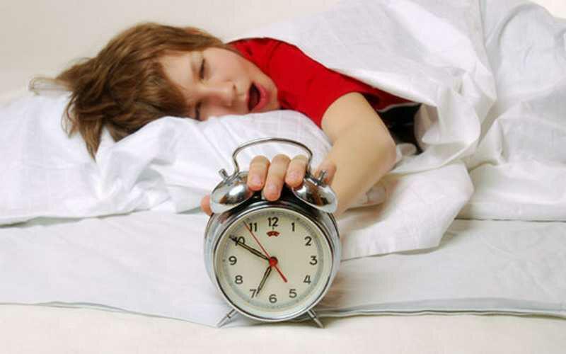Kesulitan Membangunkan Anak di Pagi Hari? Ini Dia Cara Ampuhnya!