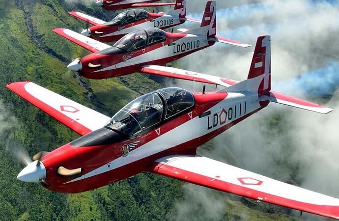 TNI AU Mengubur Pesawat Latih Wong Bee yang Alami Kecelakaan Dua Tahun Lalu